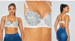 Corpiño con aros y copas totalmente recubiertas de cristales y perlas brillantes. Presenta breteles ajustables y cierre posterior, combinando un diseño sofisticado con una estructura de sostén clásico.