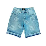 Short de jean azul con diseño de strass aplicado en toda la prenda, formando motivos gráficos. Presenta ruedo desflecado y cierre frontal con botón.