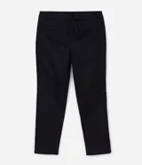 Pantalón slim de sarga color beige para hombre, con cintura con trabillas, cierre tradicional y bolsillos laterales y traseros.