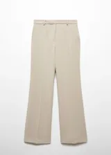 Pantalon de vestir tiro alto con diseño wideleg, confeccionado en tejido liso con trabillas para cinturón, bolsillos laterales y cierre oculto de botón, gancho y cremallera.