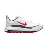 Championes Nike Air Max AP blancos con detalles en negro y rojo. Presentan el logo de Nike en rojo y suela con cámara de aire.