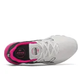 Championes New Balance Fresh Foam Roav v2 para mujer, color blanco con detalles en negro y fucsia. Capellada de tejido knit con detalles de cuero, amortiguación Fresh Foam y almohadillas de talón para mayor confort.