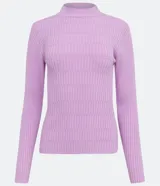 Blusa de punto color lila con cuello alto y manga larga, de diseño entallado con textura de punto diferenciado.