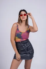 Body de lycra traslúcida con estampado animal print de leopardo.