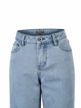 Jeans de corte wide leg y tiro alto, en color azul claro con efecto deslavado. Cuenta con presillas para cinto, bolsillos delanteros y traseros, y cierre frontal con botón y cremallera.