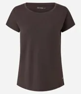 Remera deportiva celeste de microfibra texturizada, con mangas cortas y recortes en los laterales.