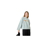 Buzo crewneck Eme Studios con diseño a rayas horizontales en color blanco y verde claro, manga larga y el logo de la marca estampado en el pecho en tono naranja.