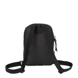 Bandolera pequeña New Balance, color negro, con diseño compacto y funcional. Cuenta con dos compartimentos con cierre y correas ajustables que permiten llevarla al hombro o como mochila pequeña.
