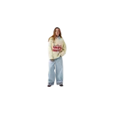 Pantalón jeans de corte recto en color celeste lavado, con botamangas rebatidas que presentan el isologotipo de la marca estampado en gran tamaño.