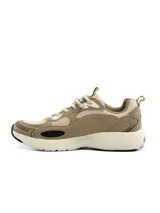 Championes deportivos Umbro modelo Iren para hombre, color negro con detalles en gris y suela de goma color camel.