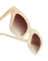 Gafas de sol Hawkers Row unisex, con montura cuadrada color crema y lentes marrones degradadas.