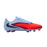 Championes de fútbol Nike Phantom 6 Low Club, con diseño de corte bajo en color celeste y rojo, con el logo de la marca en negro.