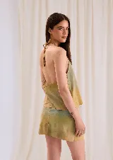 Top de cuello halter en gamuza supersuave con efecto degradé.