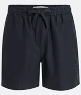 Bermuda masculina de corte recto, color rojo, con cintura elástica y cordón de ajuste. Cuenta con bolsillos laterales y traseros, confeccionada en una mezcla de algodón y lino.