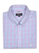 Camisa de manga larga RKF modelo Wf Pb, de corte regular y cuello americano abotonado. Presenta un estampado de cuadros multicolores en tonos celestes, rosados y verdes sobre base blanca, con un bolsillo en el pecho que incluye el logo bordado.