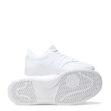 Championes urbanos New Balance de la línea Lifestyle, con diseño inspirado en el tenis. Presentan una silueta de corte bajo en color blanco total, confeccionados con una combinación de cuero y materiales sintéticos. Incluyen el logo N característico en los laterales, cierre con cordones y suela de goma resistente.