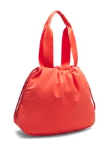 Bolso tipo tote de Under Armour, color naranja, con cierre ajustable mediante cordón y correas de hombro de cincha. Cuenta con tecnología resistente al agua y bolsillo interior con cremallera.