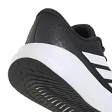 Championes de running Adidas Runfalcon 6 W para mujer, de color negro con las tres tiras características en los laterales y la mediasuela en color blanco.