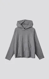 Hoodie de lanilla con textura, diseño oversize crop y costuras expuestas. Cuenta con capucha y bolsillo frontal tipo canguro.