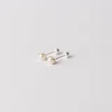 Par de abridores de plata 925 con perlas sintéticas.