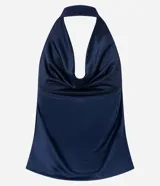Top de mujer color azul marino con efecto satinado, diseño de cuello halter y escote drapeado (escote degagê o cuello boba).