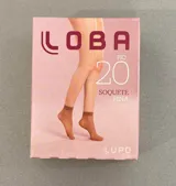 Medias soquetes color piel.