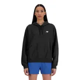 Canguro de mujer New Balance French Terry Small Logo Hoodie, color negro con capucha, cordones ajustables, bolsillo estilo canguro y logo pequeño de la marca bordado en el pecho.