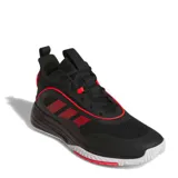 Championes de básquet Adidas modelo Own The Game 3.0, de corte medio. Presentan una capellada de malla negra con detalles en rojo vibrante, incluyendo las icónicas tres tiras laterales. Cuentan con suela de goma blanca con inserciones rojas y tecnología de amortiguación Lightmotion para mayor confort.