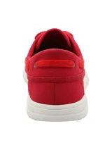 Zapatilla estilo náutico modelo Norris de RKF, color rojo con suela blanca de goma. Confeccionada en lona de algodón con detalles de cordones en los laterales y cordones frontales.