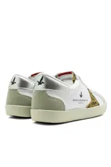 Championes deportivos Santa Barbara Vibe de color negro con detalles en blanco, cordones negros y suela de goma blanca.