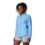 Camisa de manga larga Columbia, diseñada para actividades al aire libre, con cuello abotonado, cierre frontal de botones y bolsillo pequeño en el pecho. Cuenta con tecnología de protección solar y ventilación.
