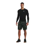 Remera deportiva blanca de manga larga Under Armour HeatGear®, con paneles de malla en axilas y espalda para ventilación, costuras ergonómicas y construcción híbrida de manga raglán para mayor rango de movimiento.