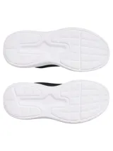 Championes de running Under Armour Phade RN 3, color negro con suela blanca. Presentan una parte superior de malla transpirable con el logo de la marca en contraste y entresuela de amortiguación EVA.