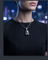 Collar de acero con dije en forma de casco de Stormtrooper de Star Wars, con cadena de eslabones tipo veneciana.