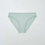 Pack de dos braguitas clásicas de algodón color verde agua con terminaciones de puntilla.