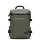 Mochila urbana color verde militar con diseño funcional, compartimento principal con cierre, asa superior reforzada, correas laterales ajustables y panel trasero ergonómico. Incluye compartimento acolchado para laptop y organizadores internos.