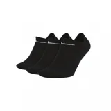 Pack de tres pares de medias Nike tobilleras color negro con logo blanco.