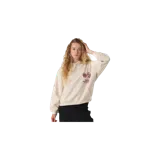 Hoodie oversize color beige, con capucha, bolsillo frontal tipo canguro y estampado bordado en el pecho con escudos y texto "Madrid Headquarters".