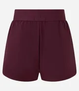 Short deportivo modelo runner color bordó, con cintura elástica ancha y bajo redondeado. Presenta un diseño holgado ideal para actividades físicas.