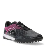 Championes de fútbol 5 Topper modelo Stingray III Mach TF, color negro con detalles en fucsia y blanco. Presentan una estructura sintética resistente con textura para mejor control del balón y suela con tapones diseñados para césped sintético.