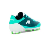 Championes de fútbol Austral modelo Blast, color verde aguamarina con detalles en azul oscuro y blanco. Presentan suela con tapones para césped y cierre con cordones.