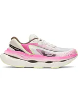 Championes Under Armour W HB Racer 2, diseño deportivo en tonos blanco, rosado y detalles en negro. Cuentan con capellada de malla transpirable y suela chunky de gran amortiguación.