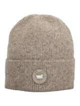 Gorro tipo beanie de tejido de punto grueso en color beige melange, con vuelta en el borde y parche circular con logo de la marca RKF en el frente.