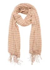 Fular de algodón con diseño a cuadros en tonos beige y blanco, con terminación de flecos en los extremos.