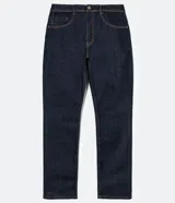 Pantalón jean básico de corte recto, marca Marfinno, color azul oscuro, con cierre frontal y bolsillos.