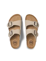 Sandalias de dos tiras Jack & Jones modelo Malmo, color beige, con hebillas metálicas ajustables y suela anatómica de corcho y EVA.