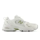 Championes New Balance modelo 530, color blanco con detalles en verde claro y gris, confeccionados en malla y cuero sintético, con tecnología de amortiguación ABZORB.