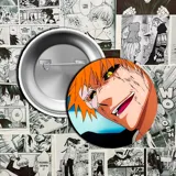 Pin metálico con ilustración de Ichigo Kurosaki en su forma Hollow.