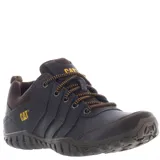 Championes urbanos Caterpillar modelo Instruct, color marrón café, confeccionados en cuero con detalles en malla. Presentan cordones bicolores, logo de la marca en el lateral y lengüeta, y suela de goma con relieve para mayor tracción.