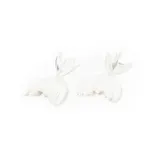 Aros colgantes plateados con forma de cola de sirena.